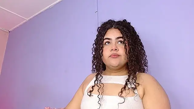 Snapshot of lourdes_moon22 chatting on October 18, 2025, 1:35 pm lourdes moon22 online show from October 18, 2025, 1:35 pm