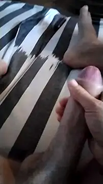 JuliCarl online show from September 10, 2025, 10:31 pm