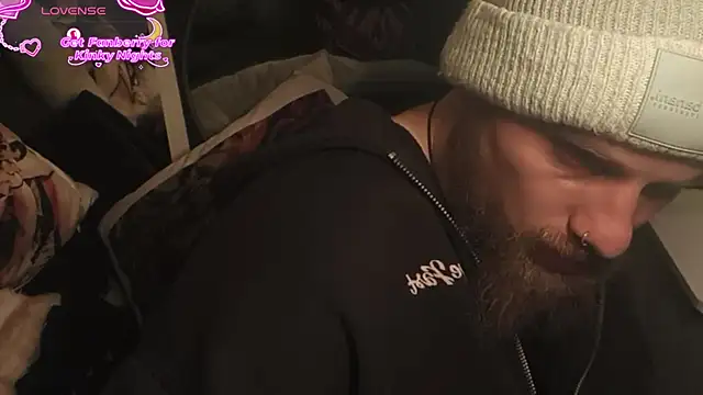 JuliCarl online show from February 11, 2026, 2:00 am