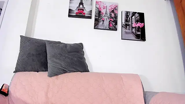 Grettel w online show from April 1, 2026, 7:44 pm