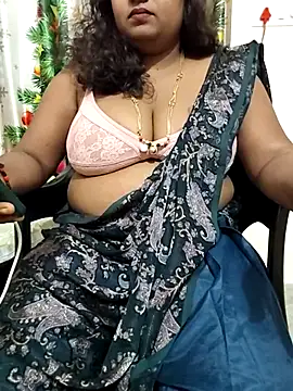 Snapshot of Silk_Smitha_27 chatting on December 20, 2025, 3:04 pm Silk Smitha 27 online show from December 20, 2025, 3:04 pm
