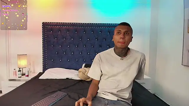 Damian and roxanne online show from April 1, 2026, 12:39 pm