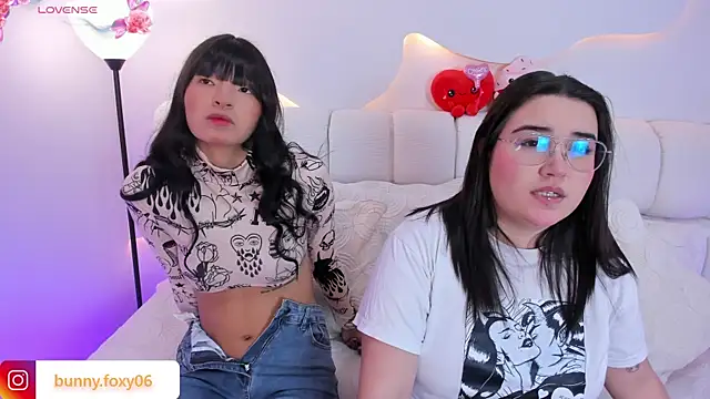 foxybunny online show from March 4, 2026, 4:20 am