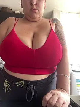 bruna438 online show from February 19, 2026, 2:36 pm