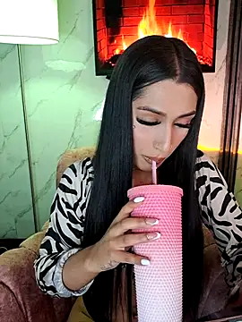  Denisse444 online show from March 4, 2026, 8:16 pm