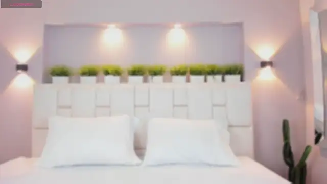 LunnaBlake online show from February 7, 2026, 4:09 am