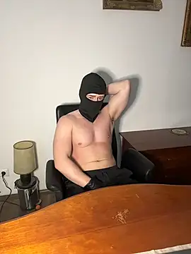 Snapshot of PhantomGent chatting on January 15, 2026, 12:08 pm PhantomGent online show from January 15, 2026, 12:08 pm