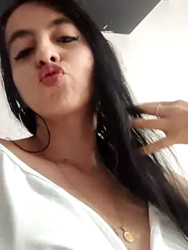 salo-rousee online show from October 2, 2025, 6:00 pm