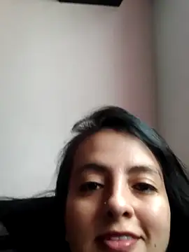 salo-rousee online show from September 19, 2025, 7:07 pm