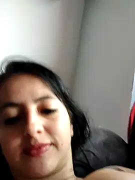 salo-rousee online show from September 25, 2025, 8:59 pm