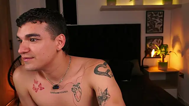 EROS AND ALAN online show from June 10, 2026, 1:40 am