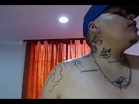 Yulian bigclit7 online show from September 16, 2025, 9:16 pm