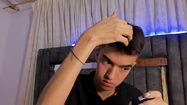 Snapshot of dylan_202520_ chatting on September 24, 2025, 11:28 am dylan 202520 online show from September 24, 2025, 11:28 am