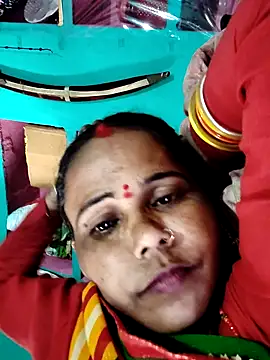 Pooja750 online show from November 4, 2025, 6:06 am