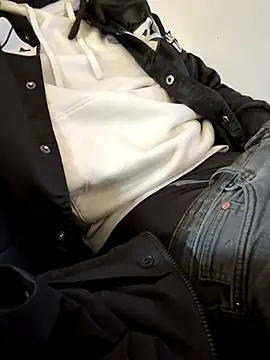 Rudeboy1116 online show from October 8, 2025, 12:01 am