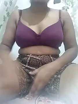 pinkypriya2025 online show from September 22, 2025, 4:35 pm