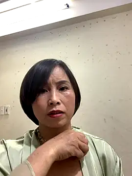 Hello Linchii online show from September 23, 2025, 3:19 pm