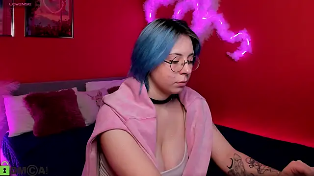 Penny Stanley online show from November 25, 2025, 2:23 am