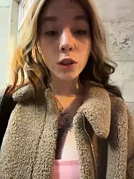 Mimiumuy online show from December 19, 2025, 5:15 pm