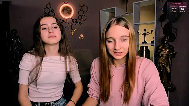 Snapshot of keylas_moan chatting on December 1, 2025, 1:23 pm keylas moan online show from December 1, 2025, 1:23 pm