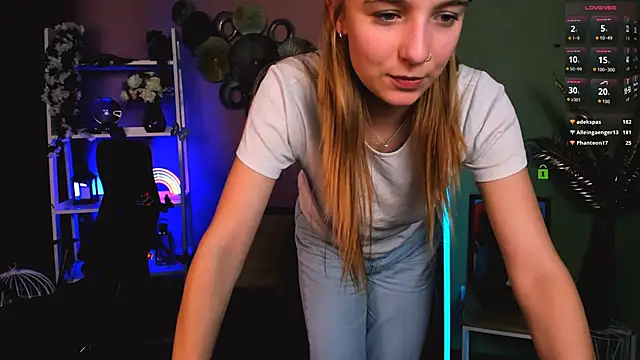 Snapshot of keylas_moan chatting on December 2, 2025, 3:36 pm keylas moan online show from December 2, 2025, 3:36 pm