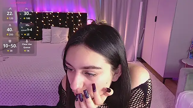 Snapshot of Lola_Sparks chatting on September 27, 2025, 4:18 am Lola Sparks online show from September 27, 2025, 4:18 am