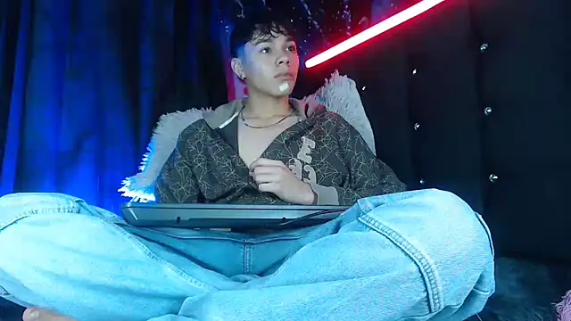 Snapshot of SemerHott chatting on November 20, 2025, 2:56 am SemerHott online show from November 20, 2025, 2:56 am