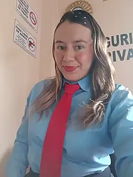 Snapshot of Hannah-colx chatting on May 28, 2026, 2:34 pm Hannah-colx online show from May 28, 2026, 2:34 pm