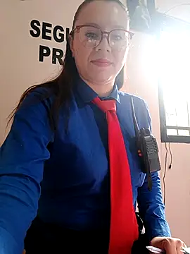 Hannah-colx online show from September 18, 2025, 1:14 pm