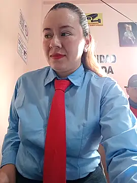 Snapshot of Hannah-colx chatting on March 21, 2026, 2:43 pm Hannah-colx online show from March 21, 2026, 2:43 pm