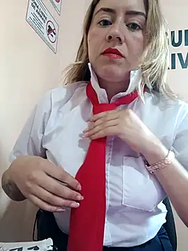 Snapshot of Hannah-colx chatting on March 7, 2026, 6:24 pm Hannah-colx online show from March 7, 2026, 6:24 pm