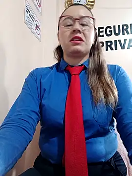 Snapshot of Hannah-colx chatting on April 16, 2026, 1:34 pm Hannah-colx online show from April 16, 2026, 1:34 pm