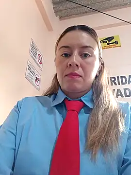 Snapshot of Hannah-colx chatting on March 27, 2026, 4:19 pm Hannah-colx online show from March 27, 2026, 4:19 pm