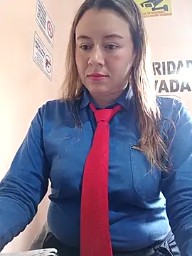 Snapshot of Hannah-colx chatting on April 1, 2026, 3:42 pm Hannah-colx online show from April 1, 2026, 3:42 pm