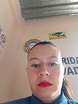 Hannah-colx online show from October 2, 2025, 1:14 pm