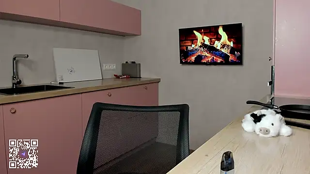 Snapshot of Pink_Lila18 chatting on December 2, 2025, 8:05 am Pink Lila18 online show from December 2, 2025, 8:05 am