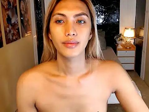 AthenaFLamia online show from November 22, 2025, 11:58 pm