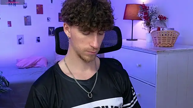 mark caron online show from April 17, 2026, 8:55 pm