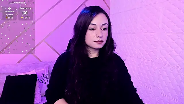 Snapshot of Eva_Roussell chatting on November 30, 2025, 2:07 pm Eva Roussell online show from November 30, 2025, 2:07 pm