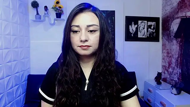 Snapshot of Eva_Roussell chatting on November 25, 2025, 2:28 pm Eva Roussell online show from November 25, 2025, 2:28 pm