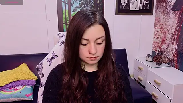 Snapshot of Eva_Roussell chatting on May 28, 2026, 2:56 pm Eva Roussell online show from May 28, 2026, 2:56 pm