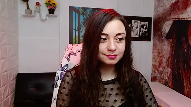 Snapshot of Eva_Roussell chatting on February 25, 2026, 5:13 pm Eva Roussell online show from February 25, 2026, 5:13 pm