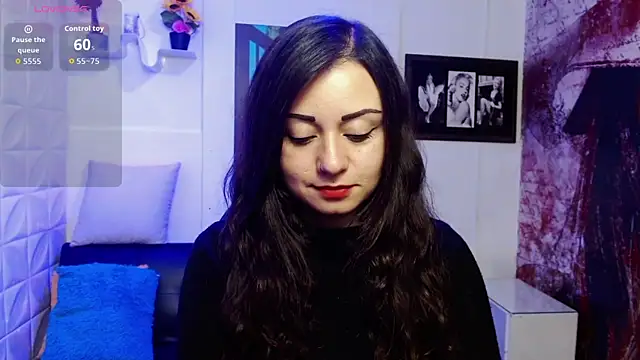 Snapshot of Eva_Roussell chatting on September 30, 2025, 2:45 pm Eva Roussell online show from September 30, 2025, 2:45 pm