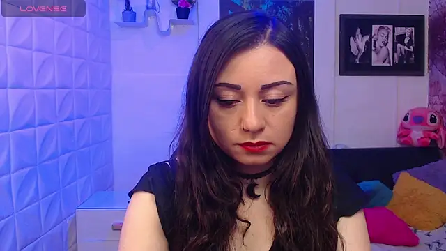 Snapshot of Eva_Roussell chatting on September 20, 2025, 2:33 pm Eva Roussell online show from September 20, 2025, 2:33 pm