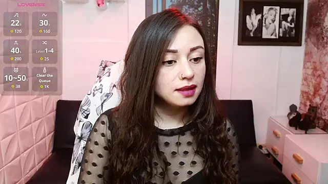 Snapshot of Eva_Roussell chatting on February 13, 2026, 2:28 pm Eva Roussell online show from February 13, 2026, 2:28 pm