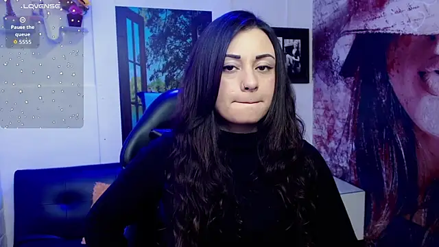 Snapshot of Eva_Roussell chatting on September 27, 2025, 2:34 pm Eva Roussell online show from September 27, 2025, 2:34 pm