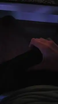 Snapshot of Lucari27 chatting on September 29, 2025, 7:19 pm Lucari27 online show from September 29, 2025, 7:19 pm