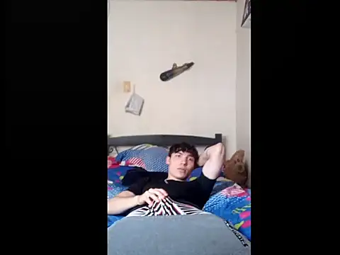 Snapshot of knielBgm chatting on October 6, 2025, 3:46 pm knielBgm online show from October 6, 2025, 3:46 pm