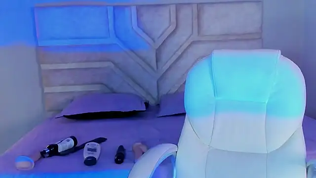  adahara queen online show from October 9, 2025, 4:46 am