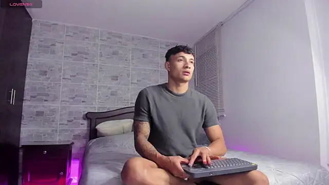 DavisFirb online show from November 20, 2025, 2:45 am